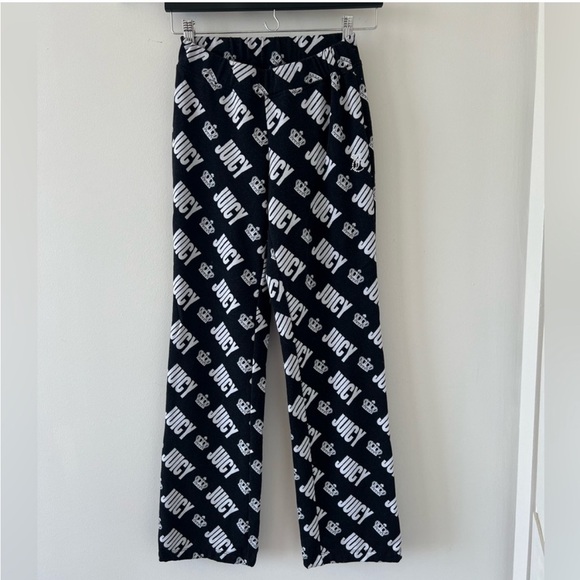 Juicy Couture Pants - Juicy couture pants monogram black & white pattern